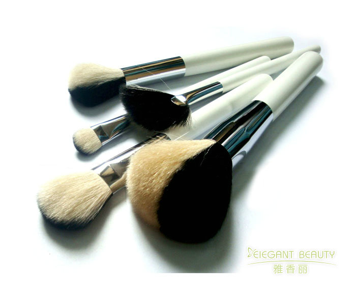 從基礎到專業：成套手机看片网站的全方位解析