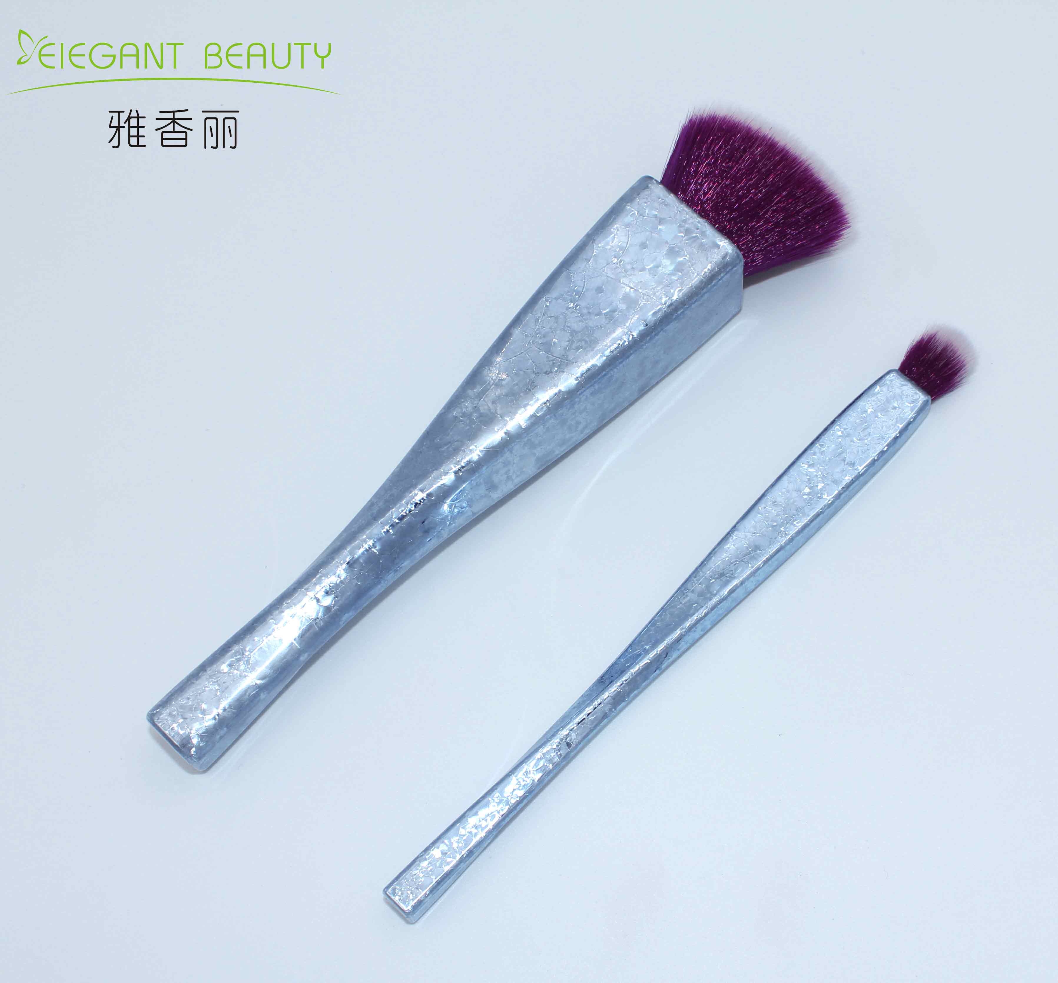 手机看片网站工廠的刷柄注塑工藝如何避免毛刺與變形